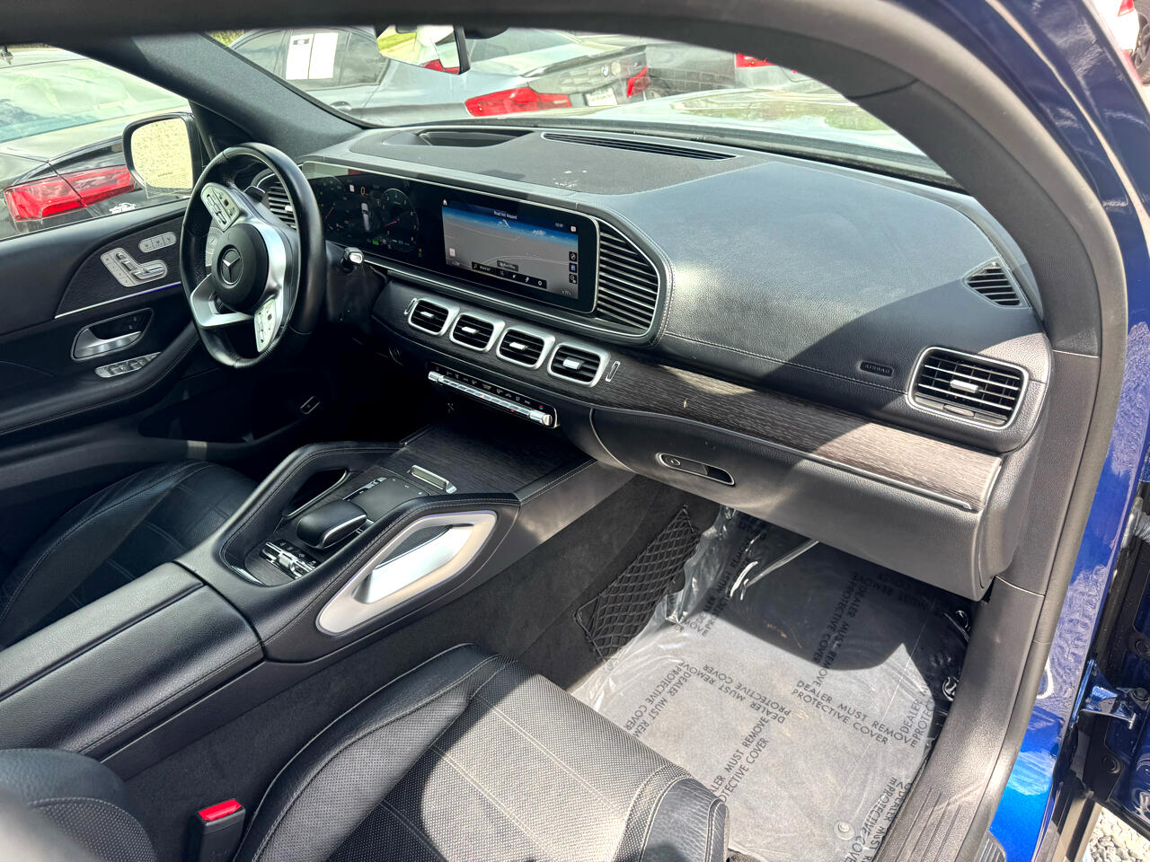 Vehicle image 21 of 99