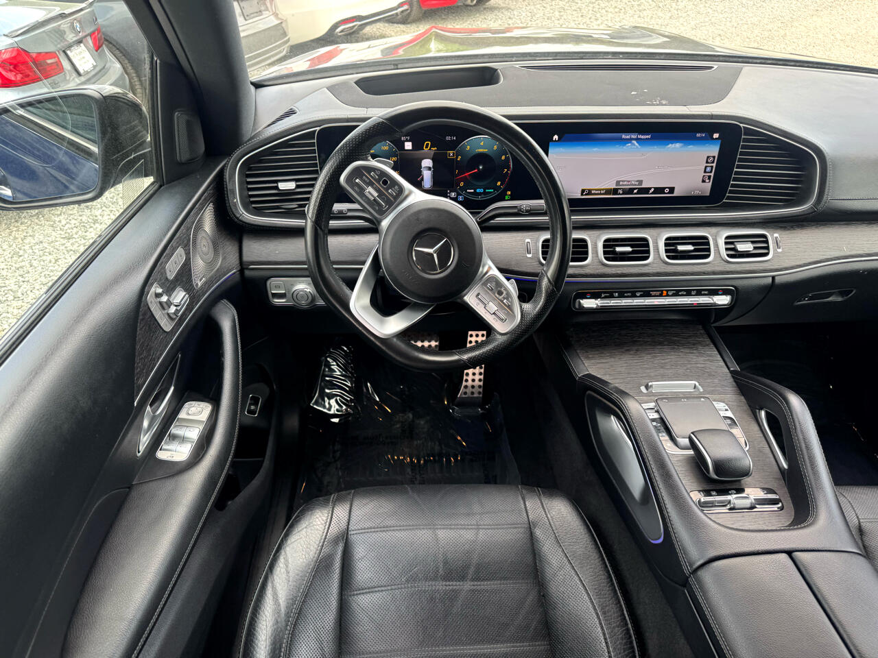 Vehicle image 60 of 99