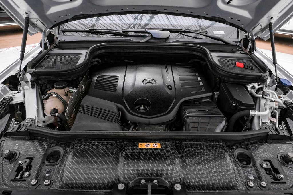 Vehicle image 47 of 57