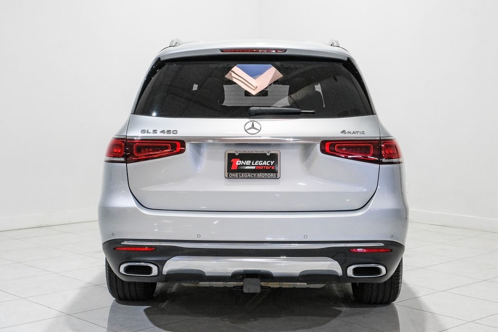 Vehicle image 7 of 57