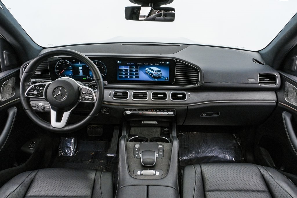 Vehicle image 16 of 57