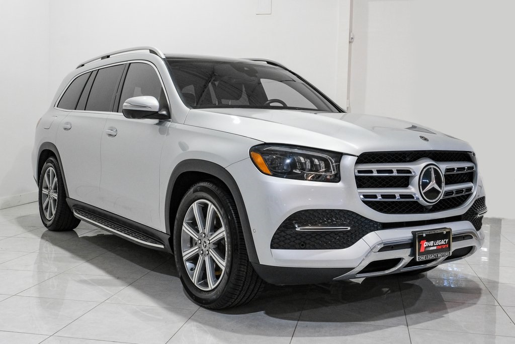 Vehicle image 5 of 57