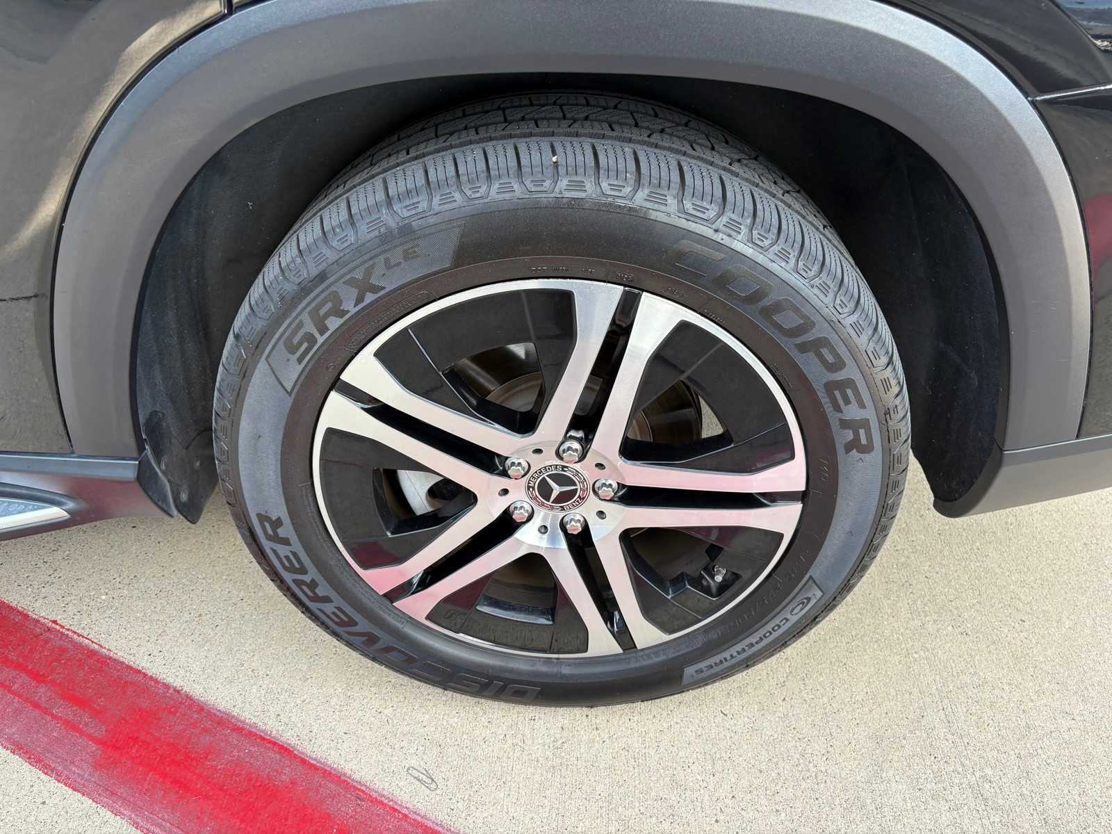 Vehicle image 9 of 23