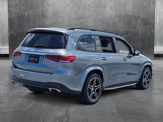 Vehicle image 5 of 24