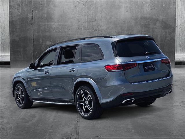Vehicle image 6 of 24