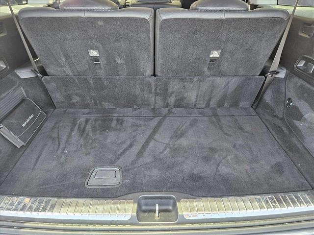 Vehicle image 9 of 24