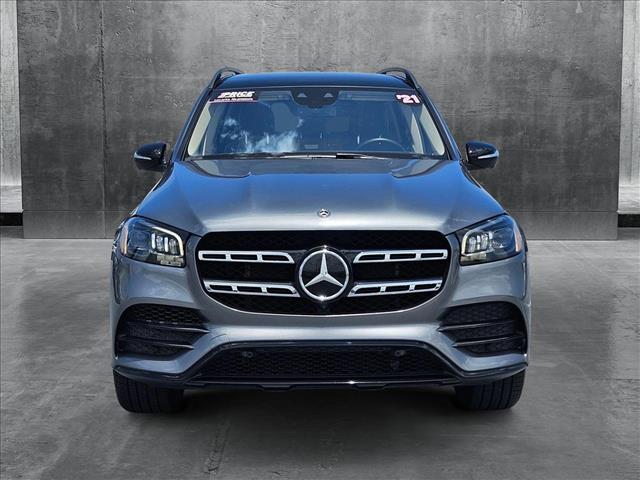 Vehicle image 2 of 24