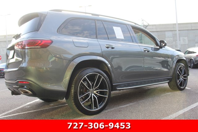 Vehicle image 4 of 32