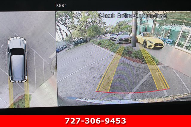 Vehicle image 29 of 32