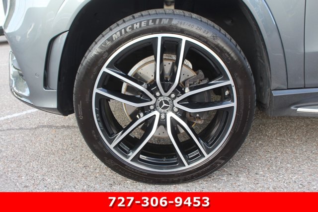 Vehicle image 9 of 32