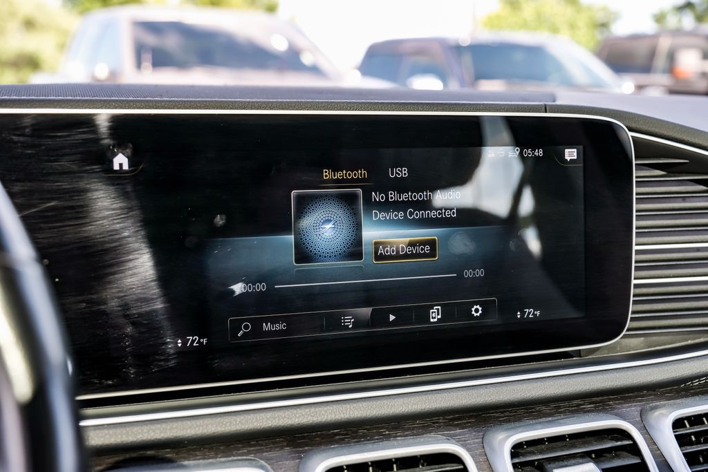 Vehicle image 41 of 64