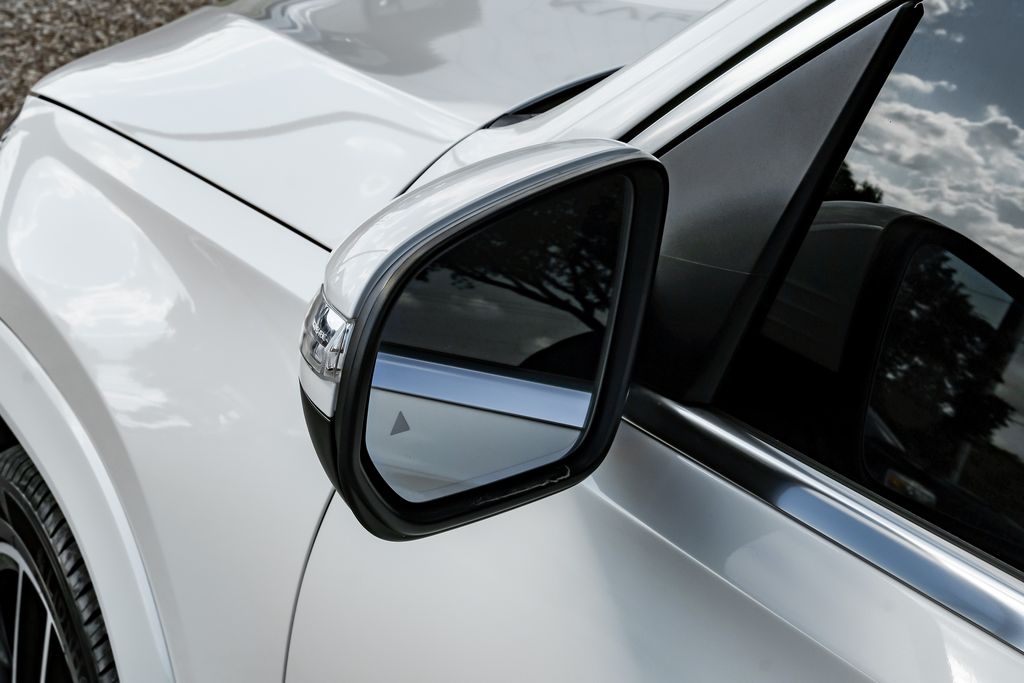 Vehicle image 50 of 64