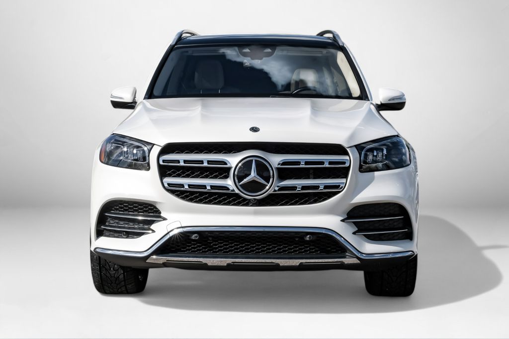 Vehicle image 2 of 64