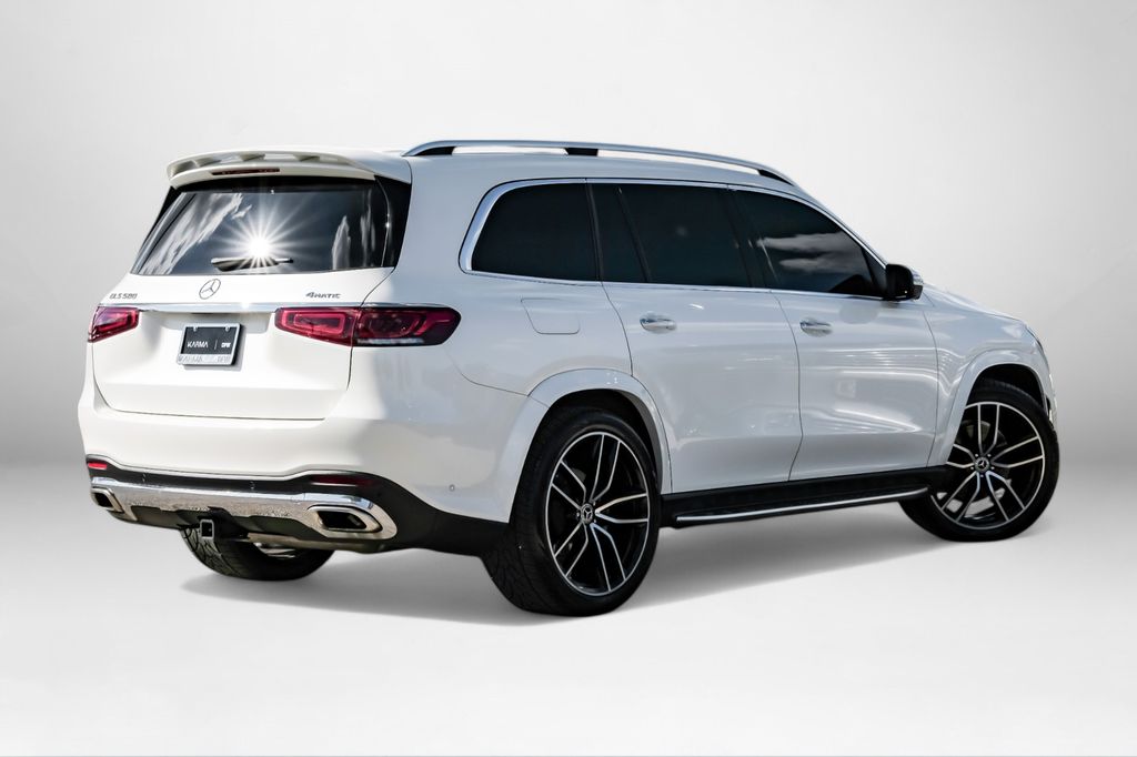 Vehicle image 6 of 64