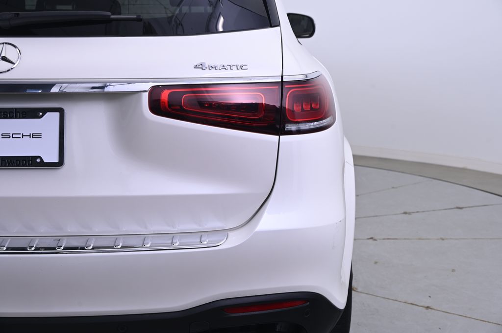 Vehicle image 43 of 44