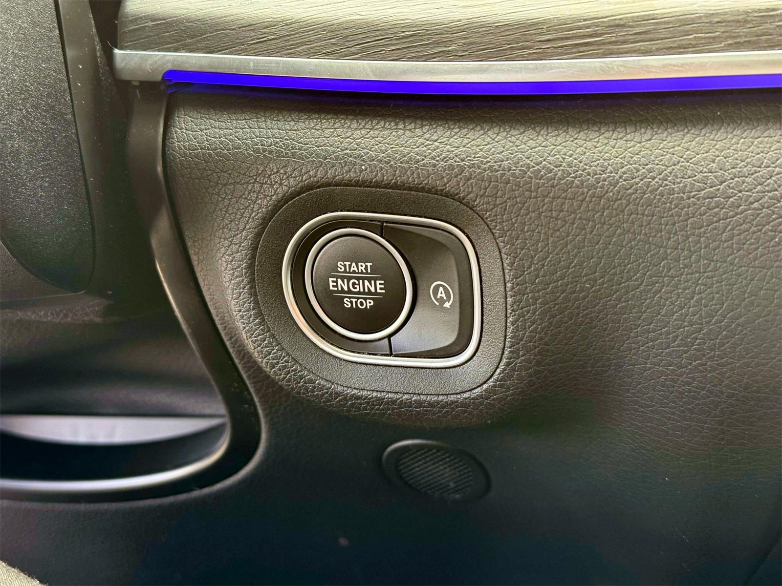 Vehicle image 10 of 36
