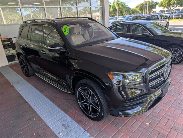 Vehicle image 4 of 28