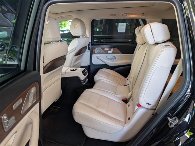 Vehicle image 9 of 28