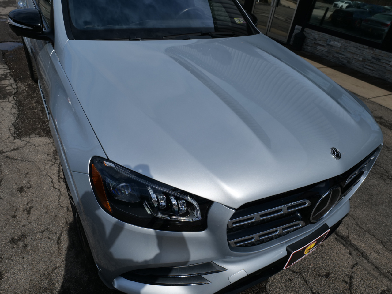 Vehicle image 89 of 100