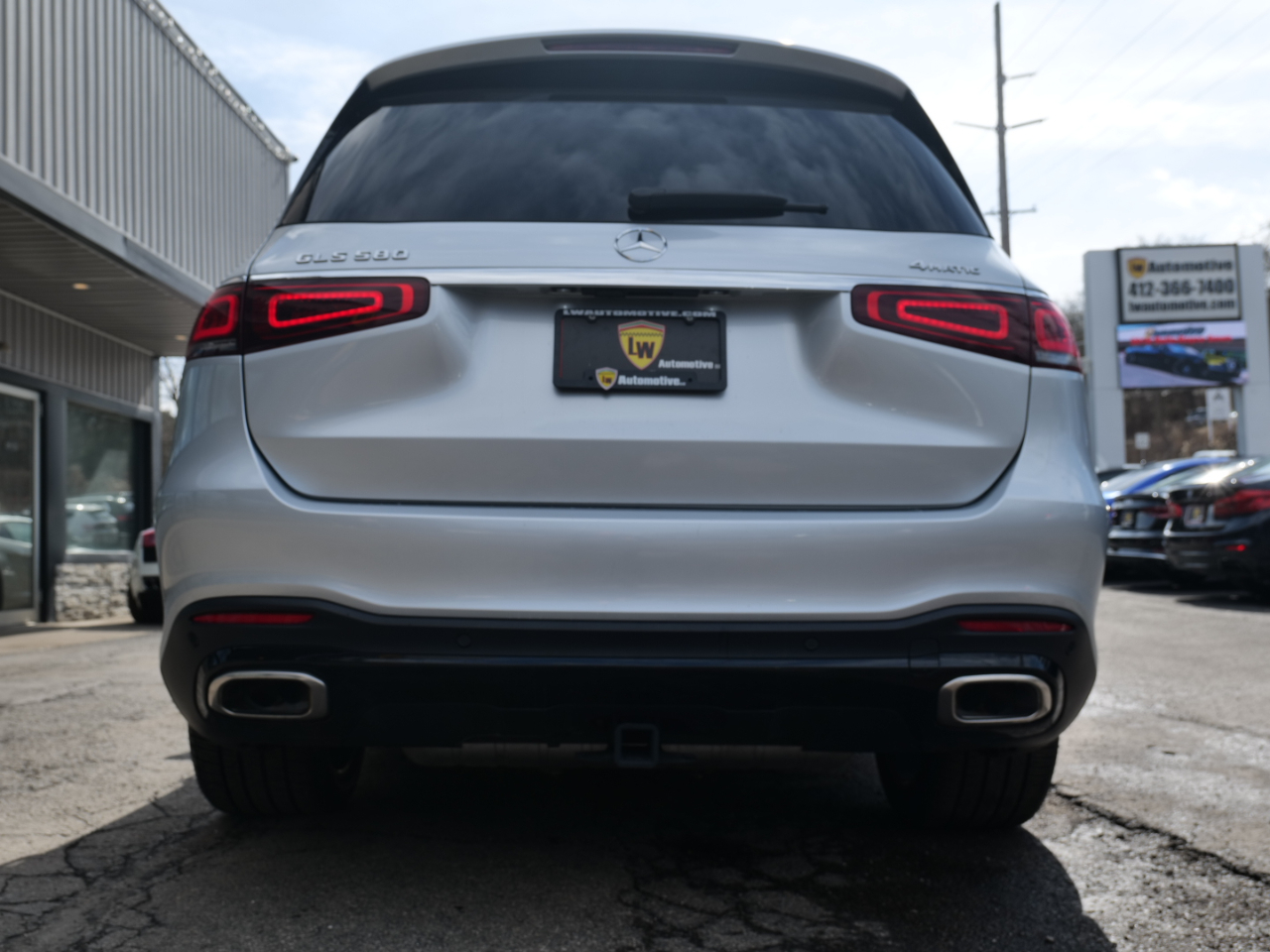 Vehicle image 24 of 100