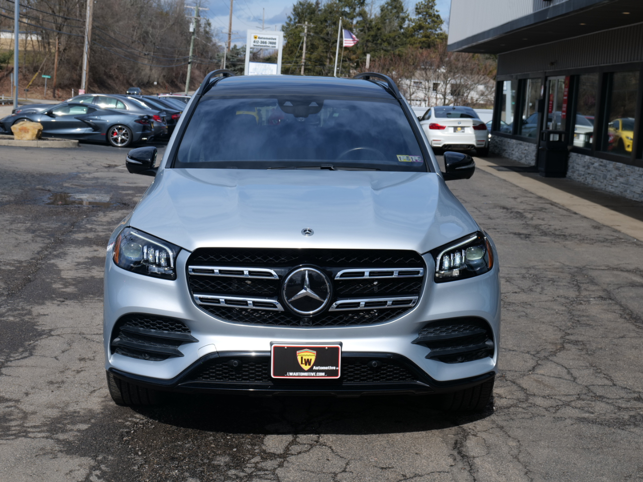 Vehicle image 7 of 100