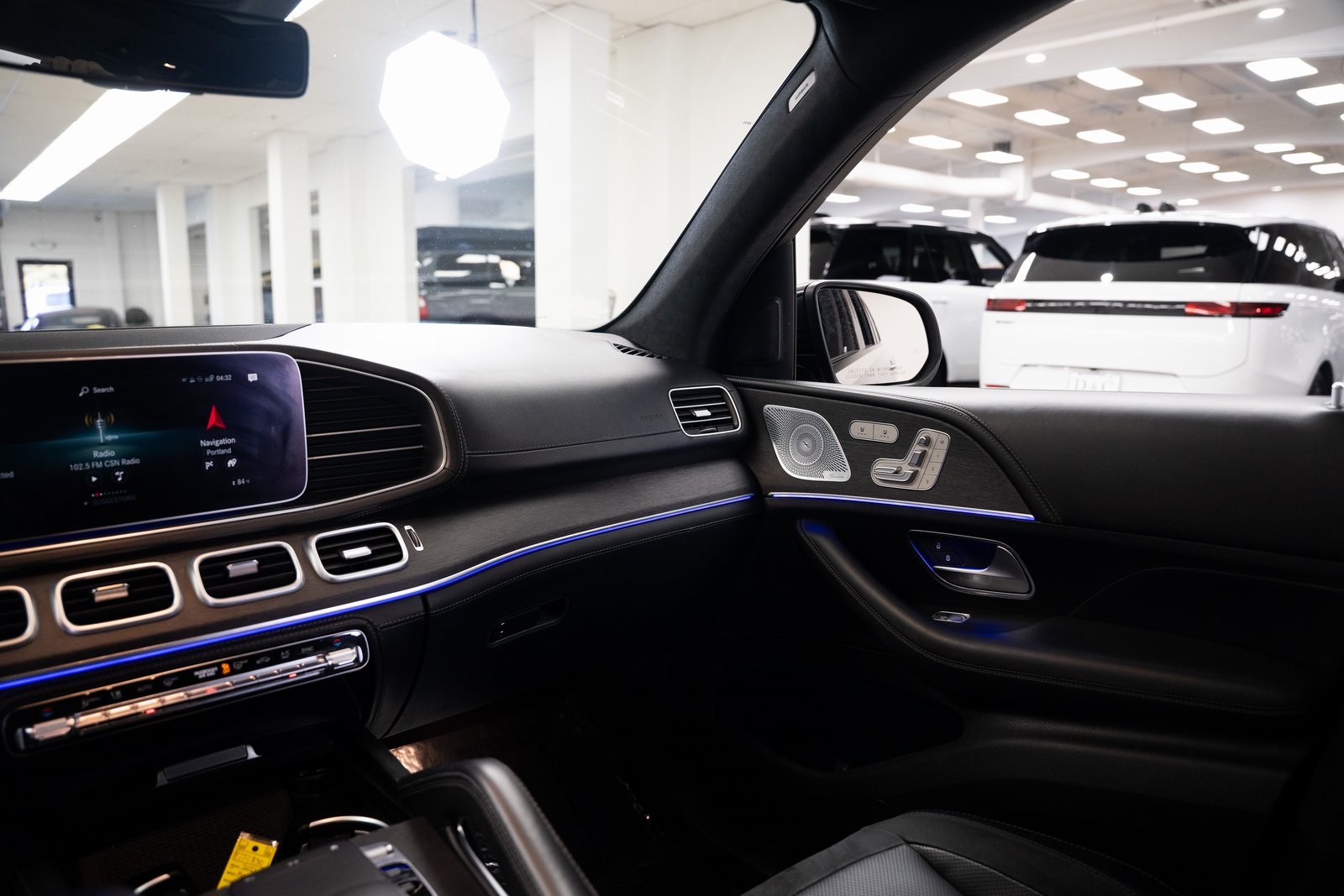 Vehicle image 12 of 29