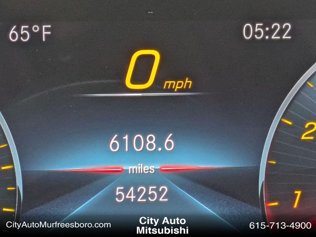Vehicle image 20 of 34