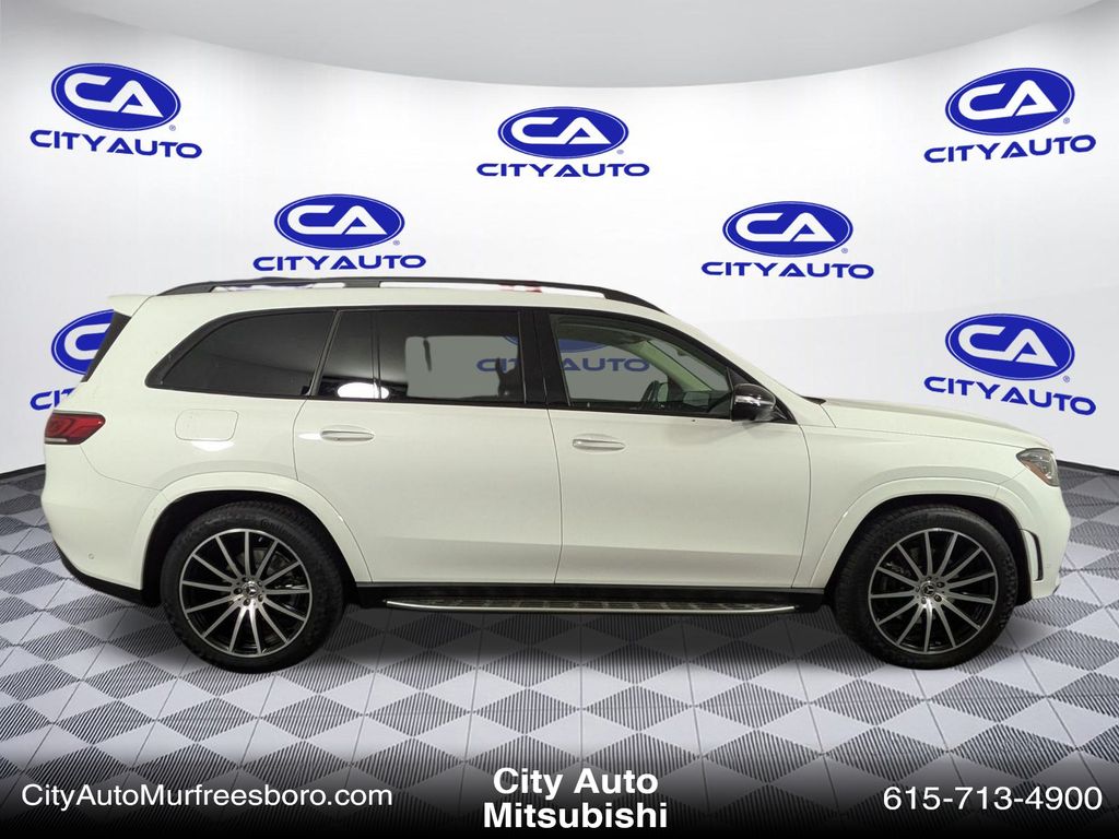 Vehicle image 5 of 34