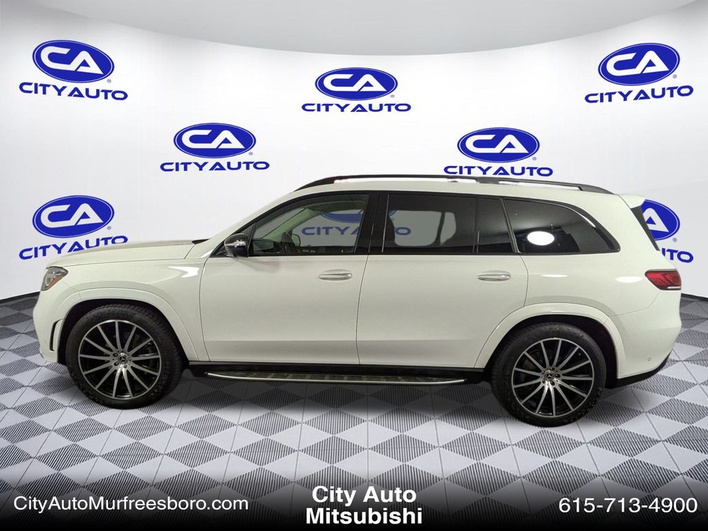 Vehicle image 9 of 34