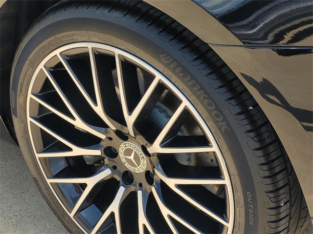 Vehicle image 7 of 36