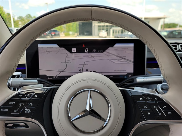Vehicle image 15 of 36