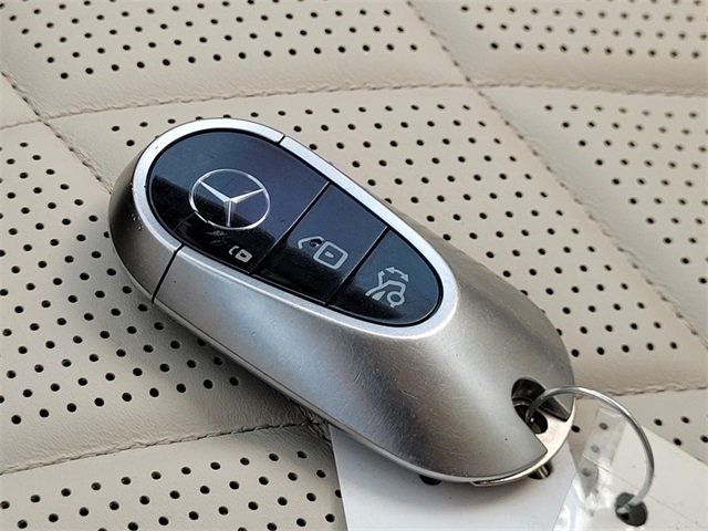 Vehicle image 24 of 36