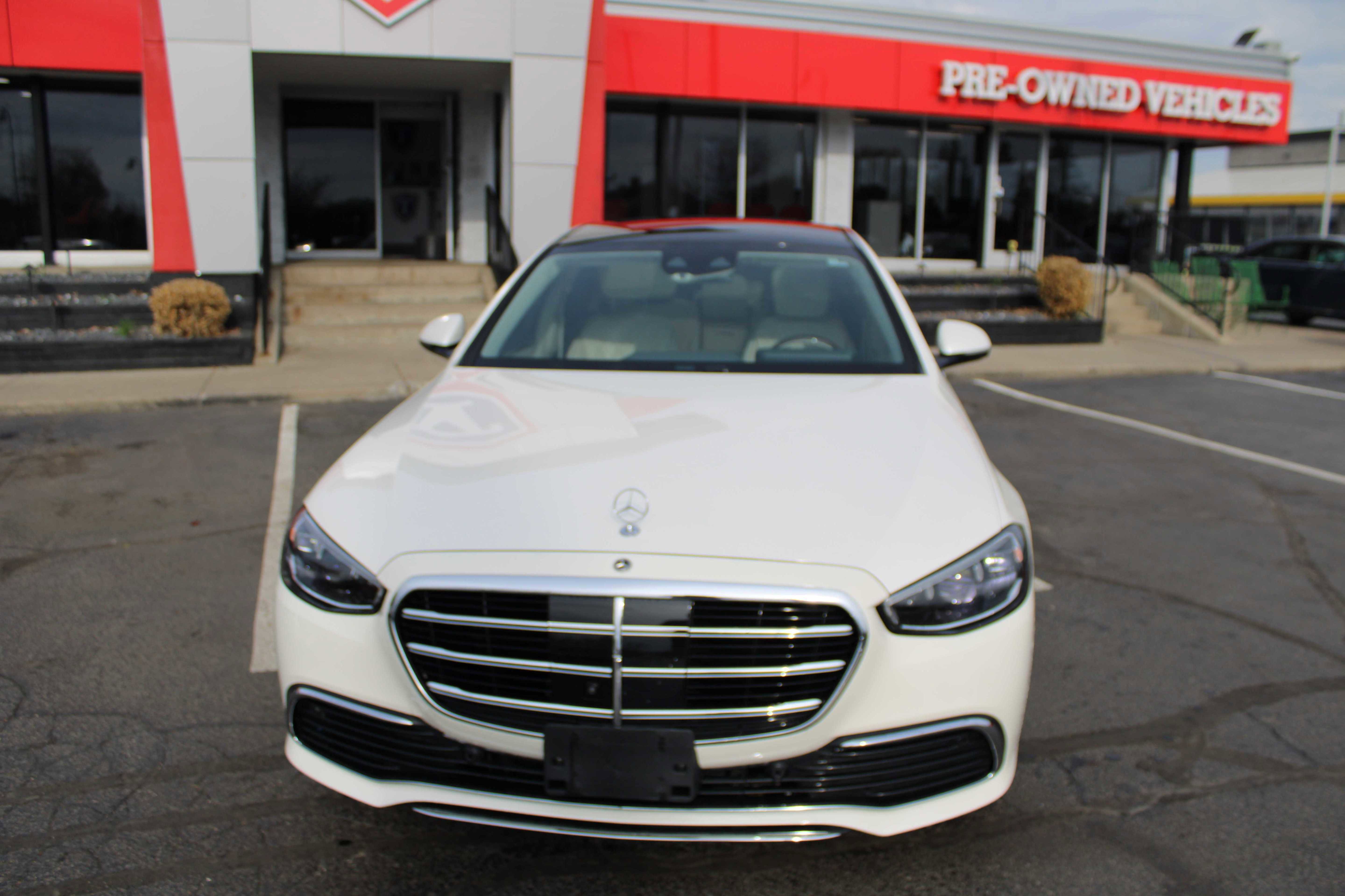 Vehicle image 3 of 17