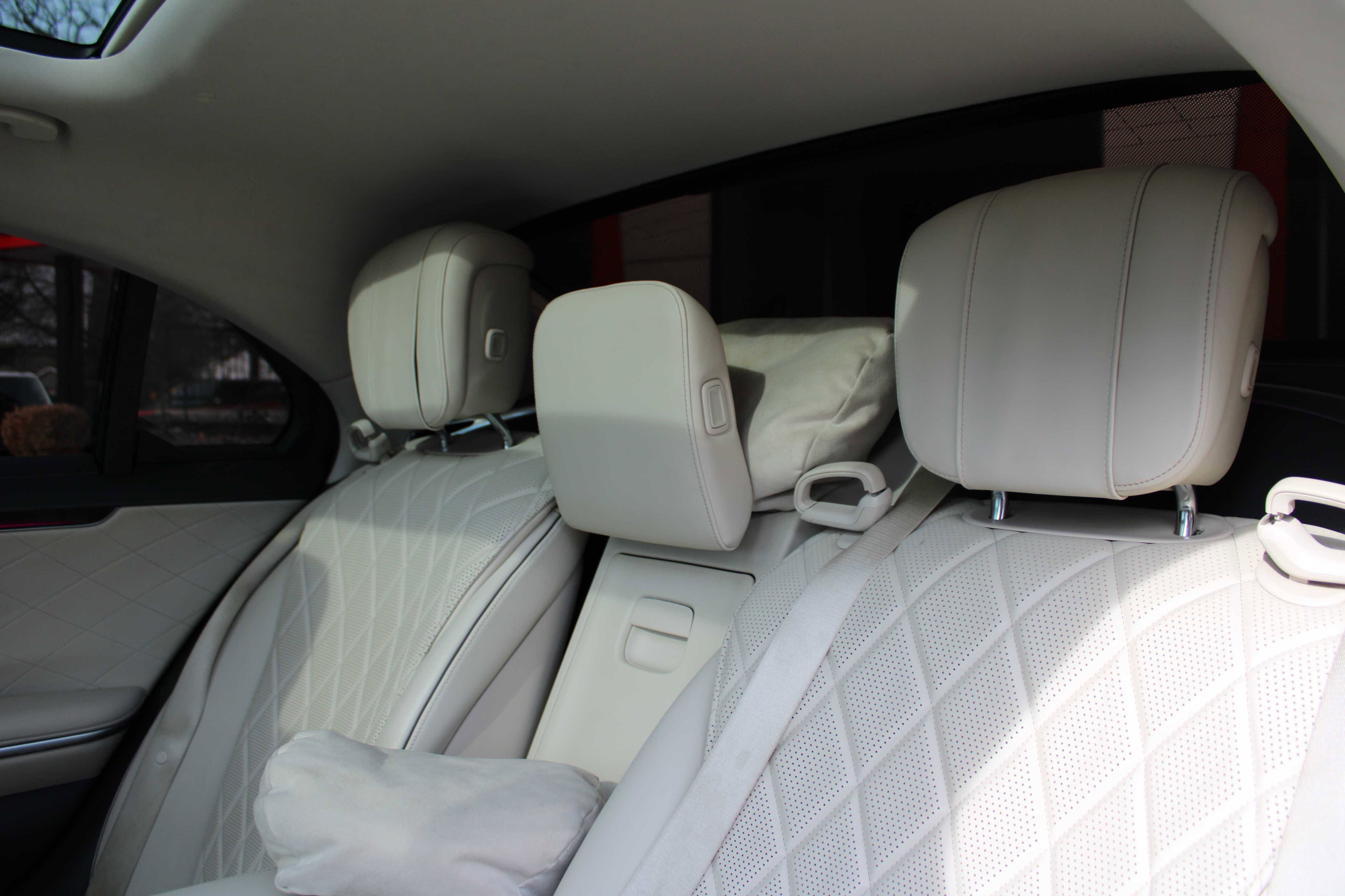 Vehicle image 12 of 17