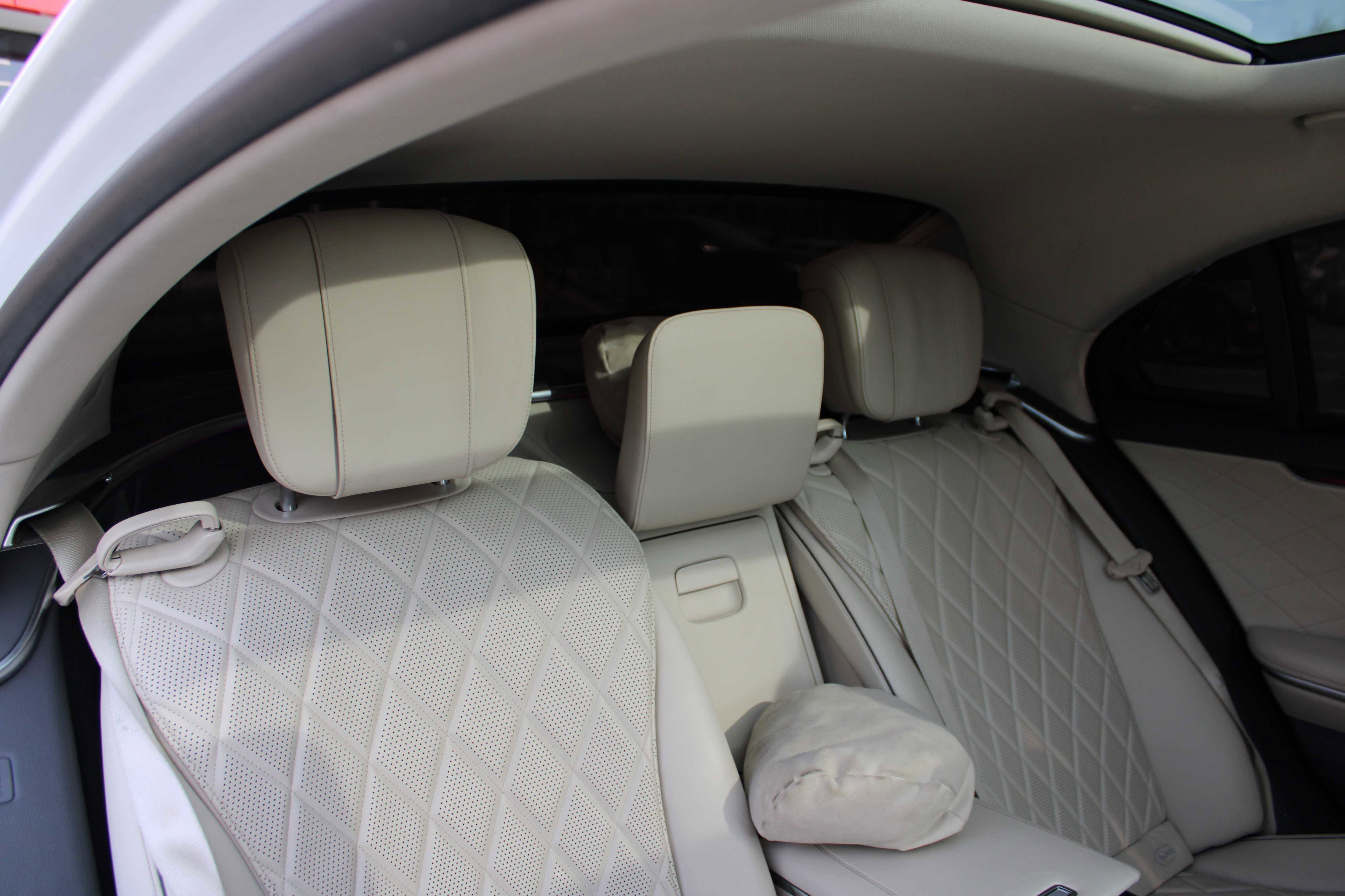 Vehicle image 13 of 17