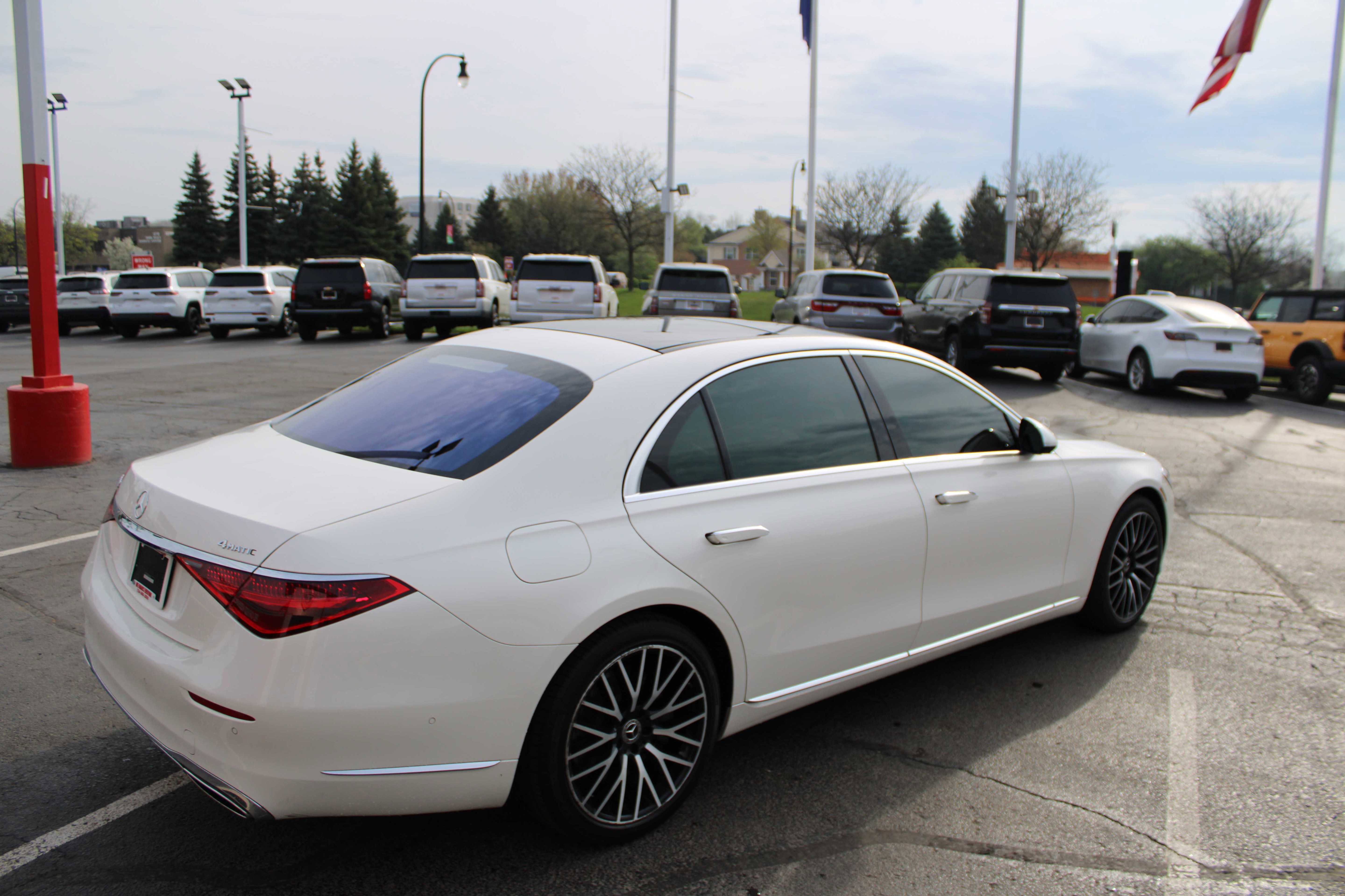 Vehicle image 5 of 17