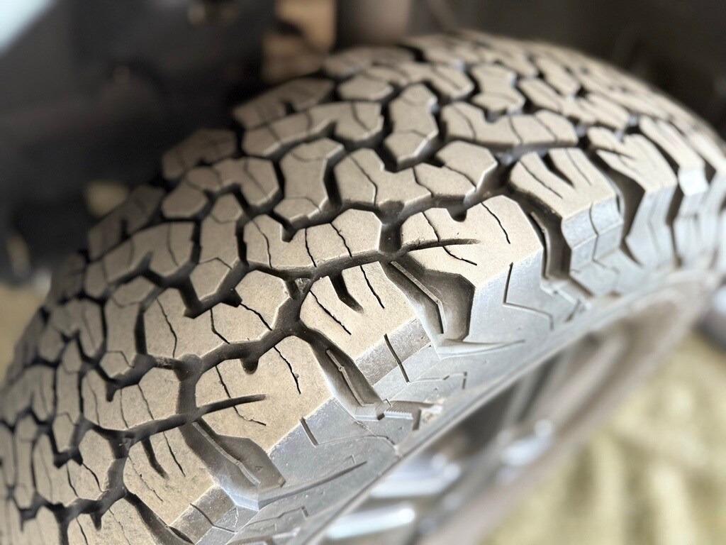 Vehicle image 23 of 70