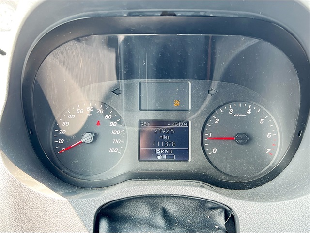Vehicle image 13 of 32
