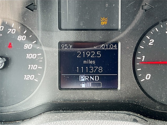Vehicle image 14 of 32