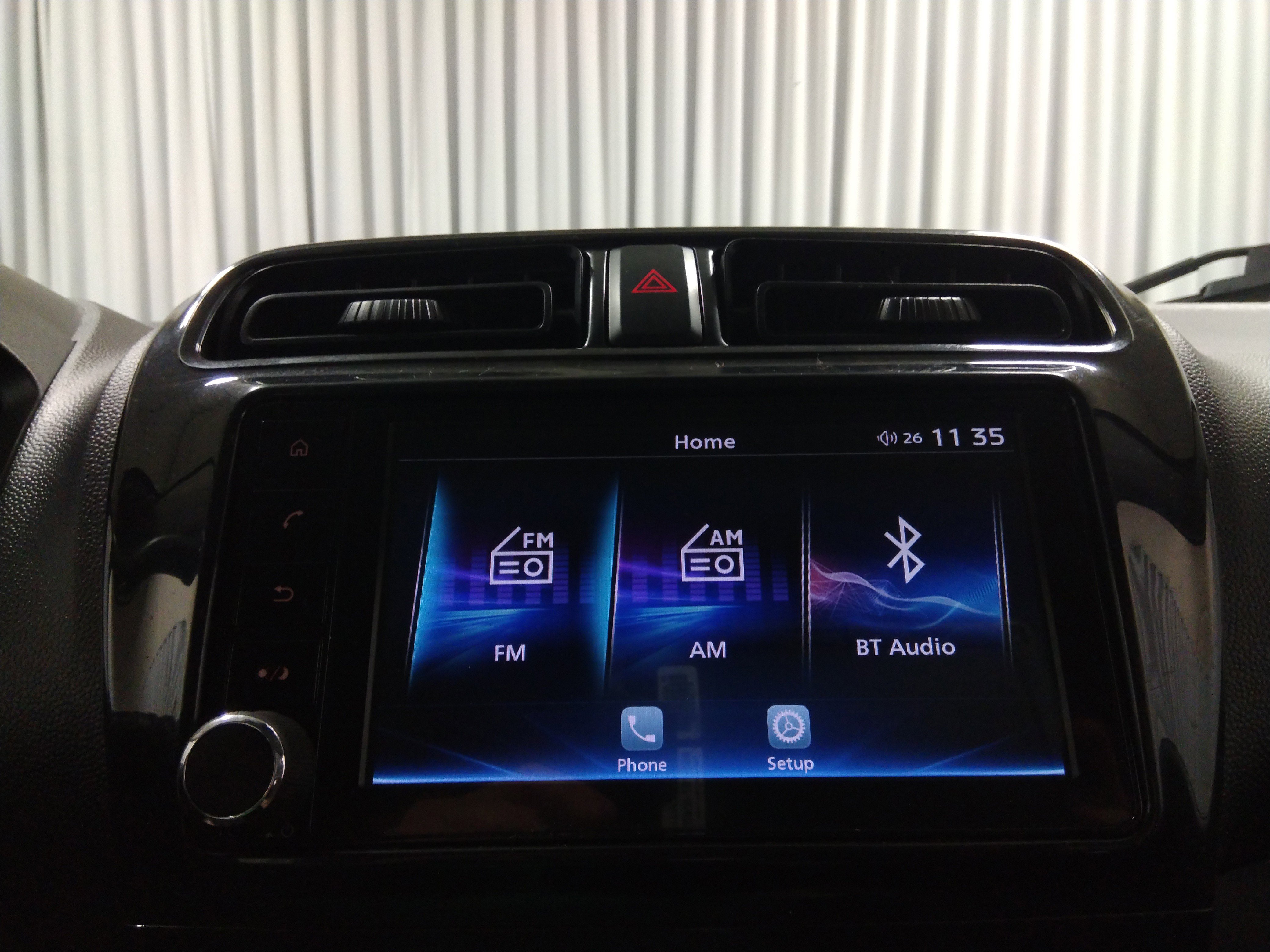 Vehicle image 23 of 24