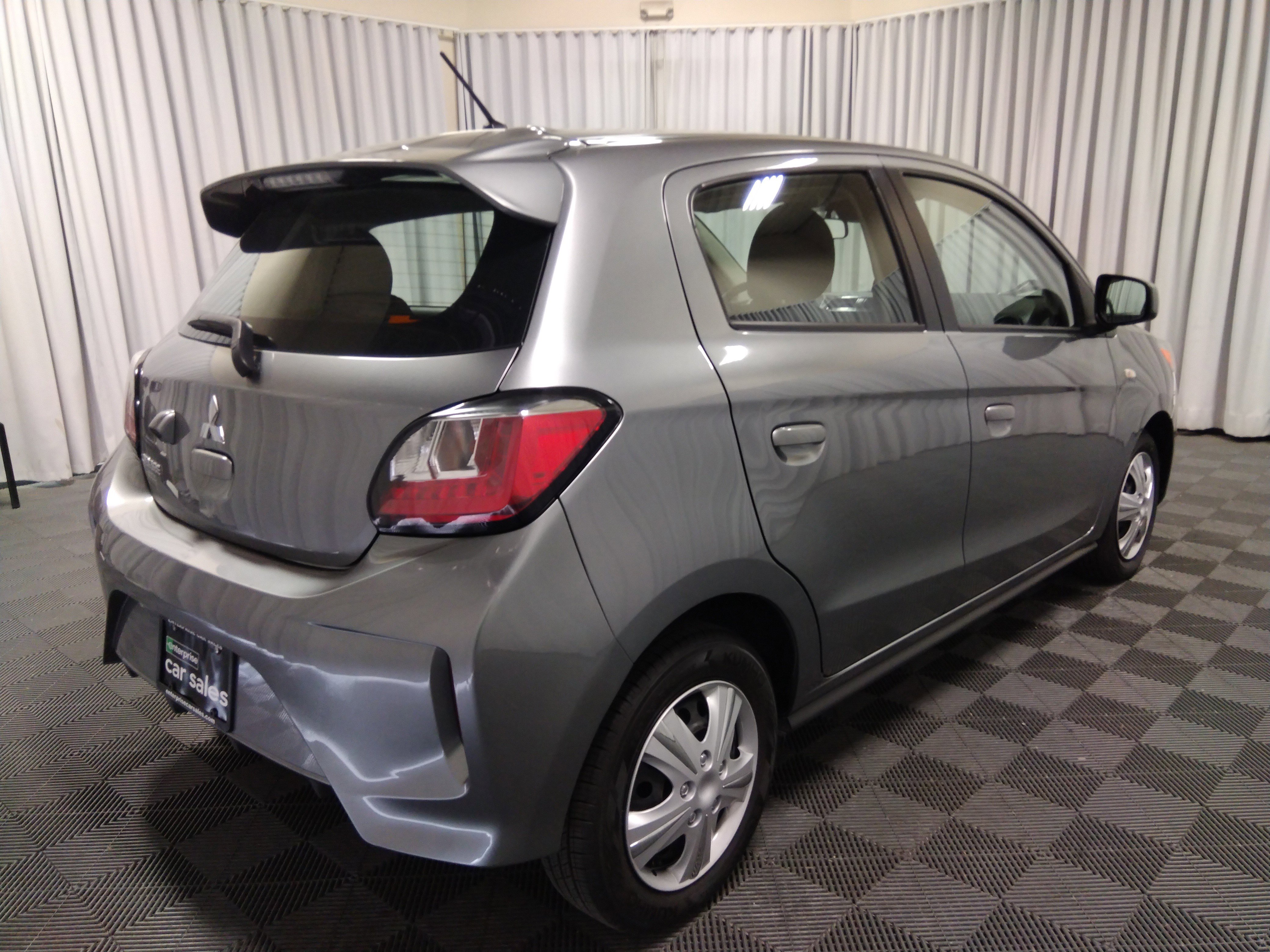 Vehicle image 4 of 24