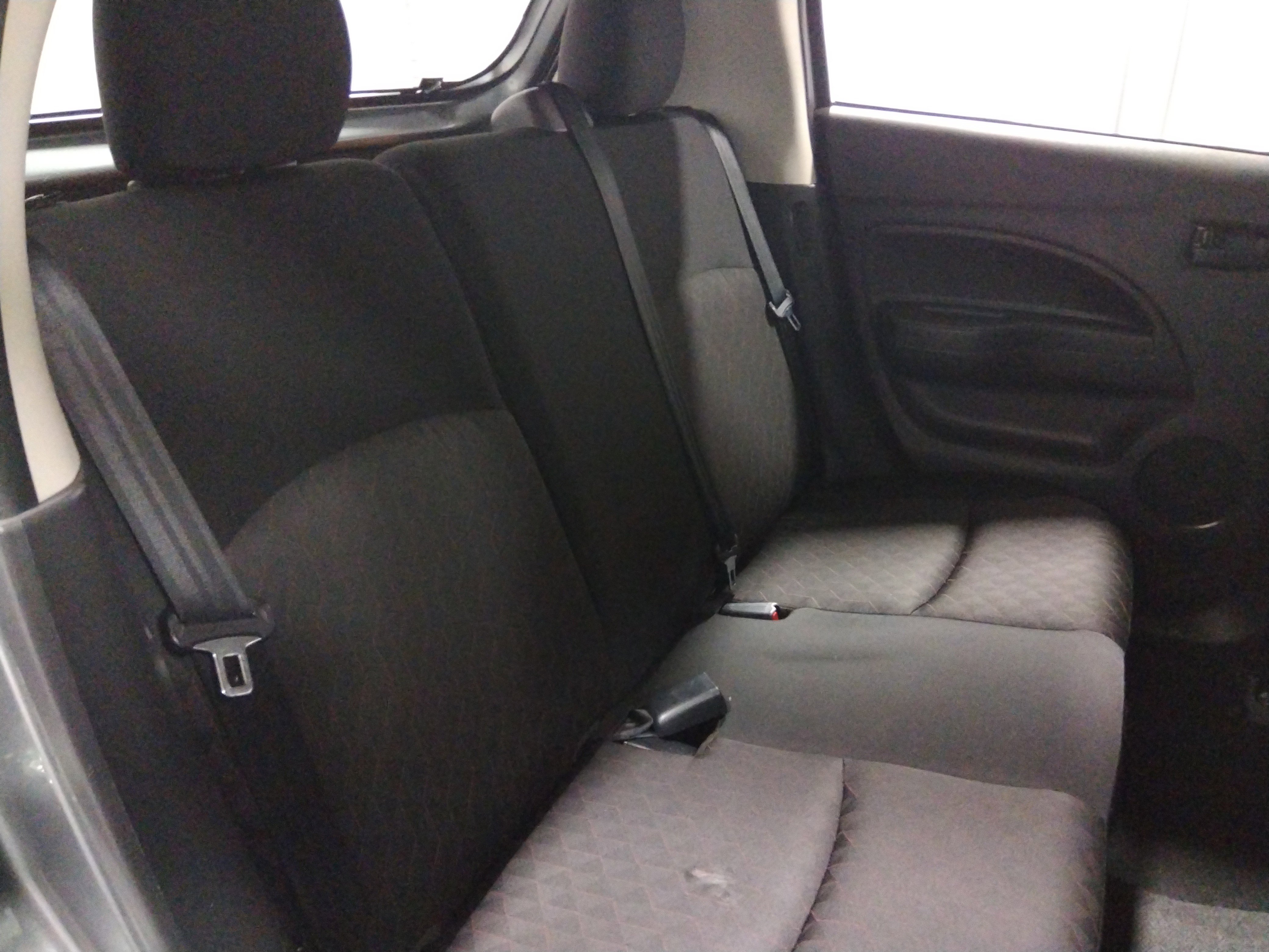 Vehicle image 12 of 24