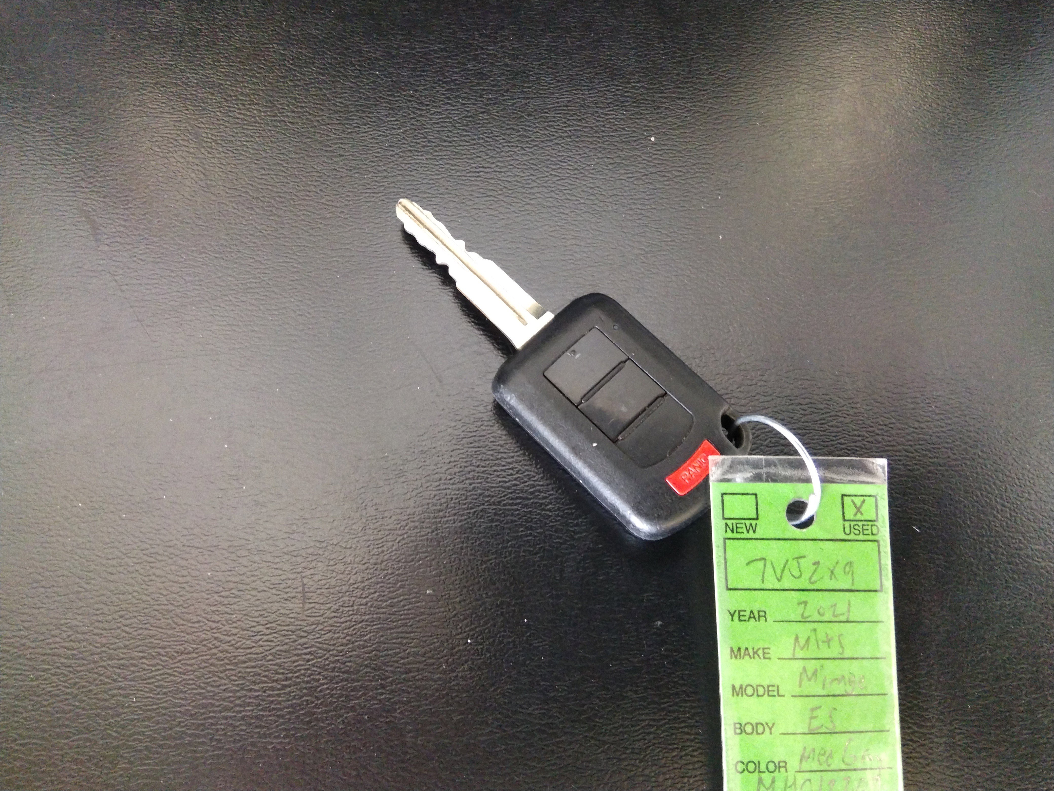 Vehicle image 21 of 24