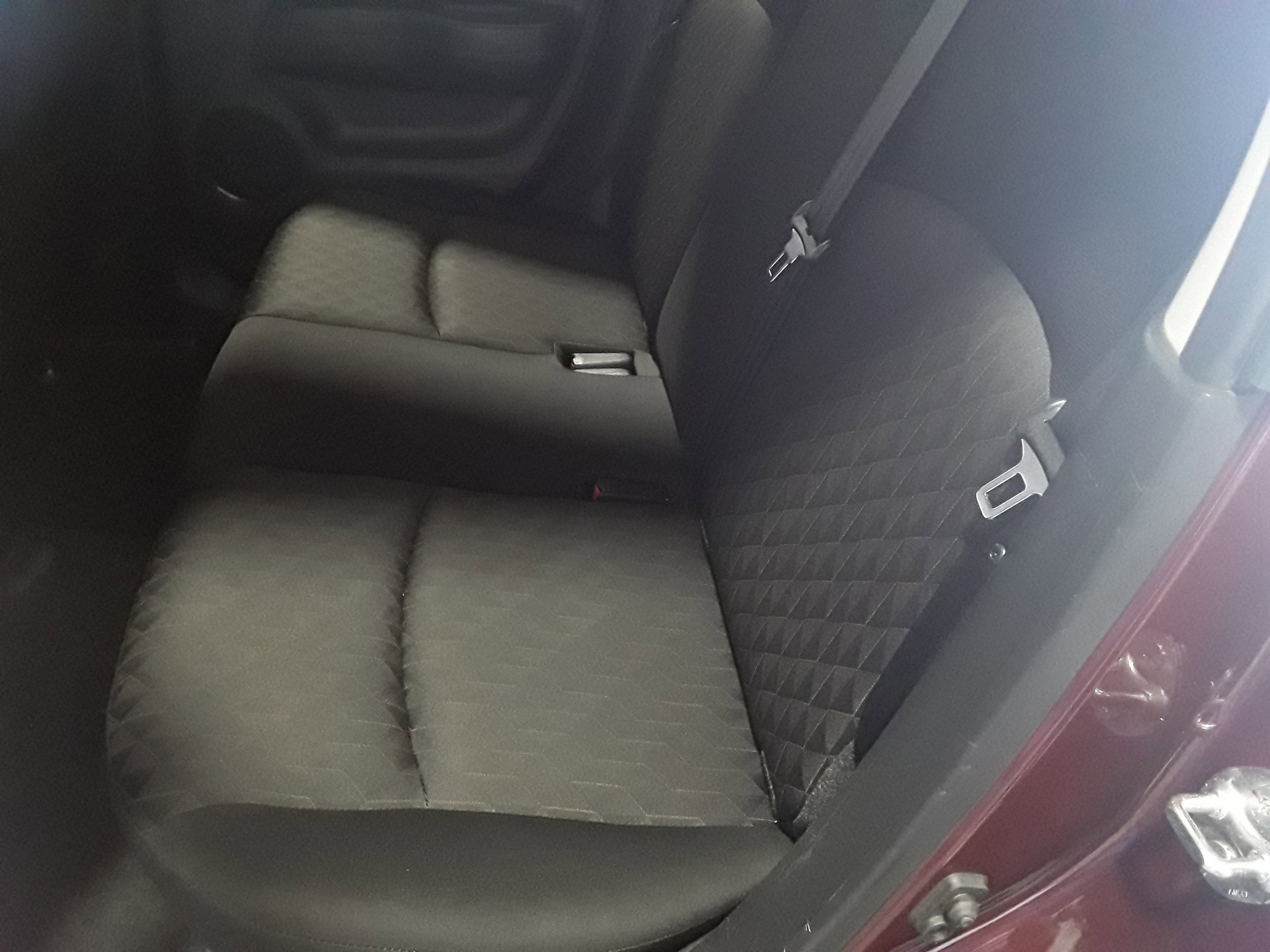 Vehicle image 10 of 25