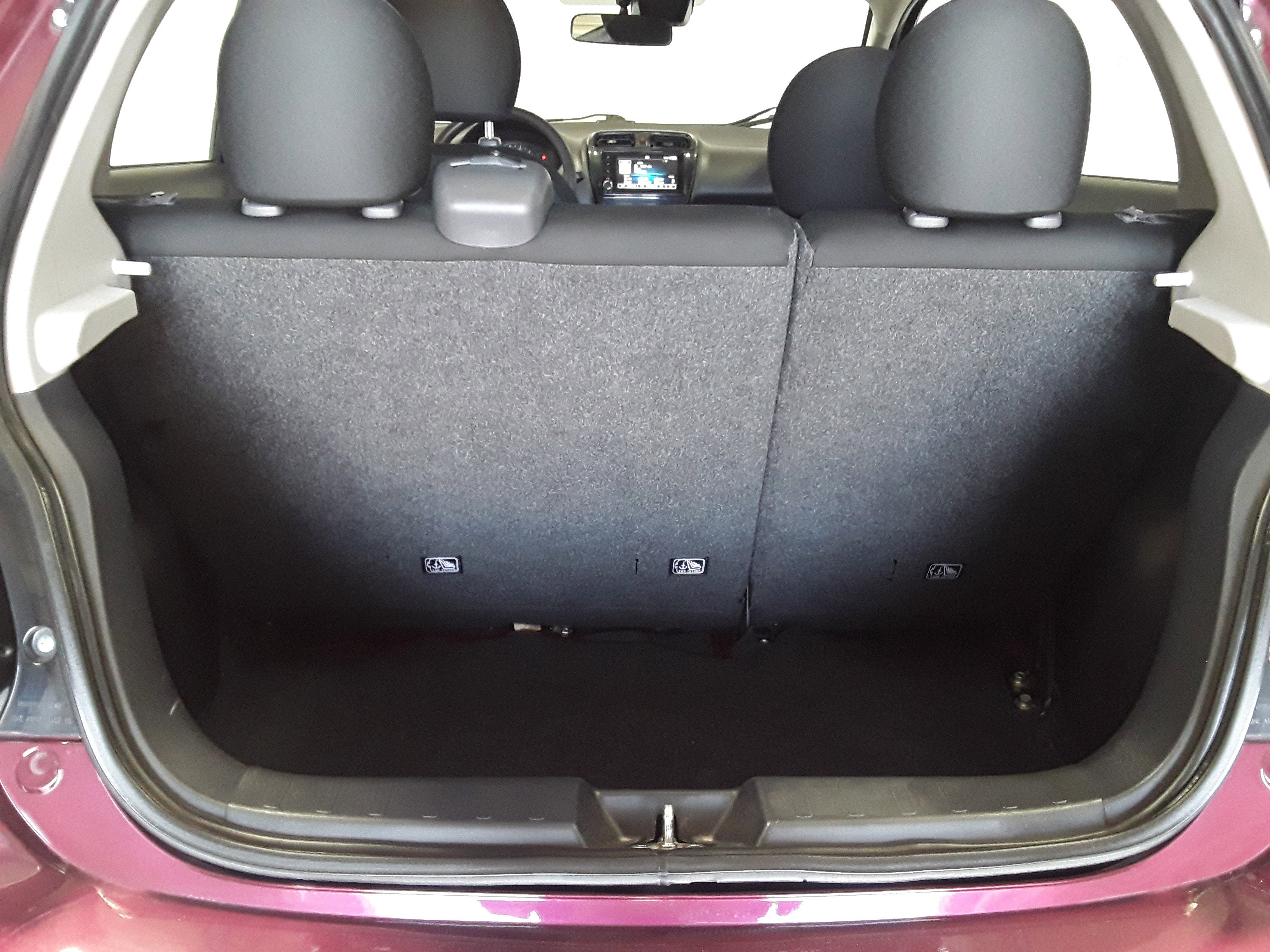 Vehicle image 7 of 25