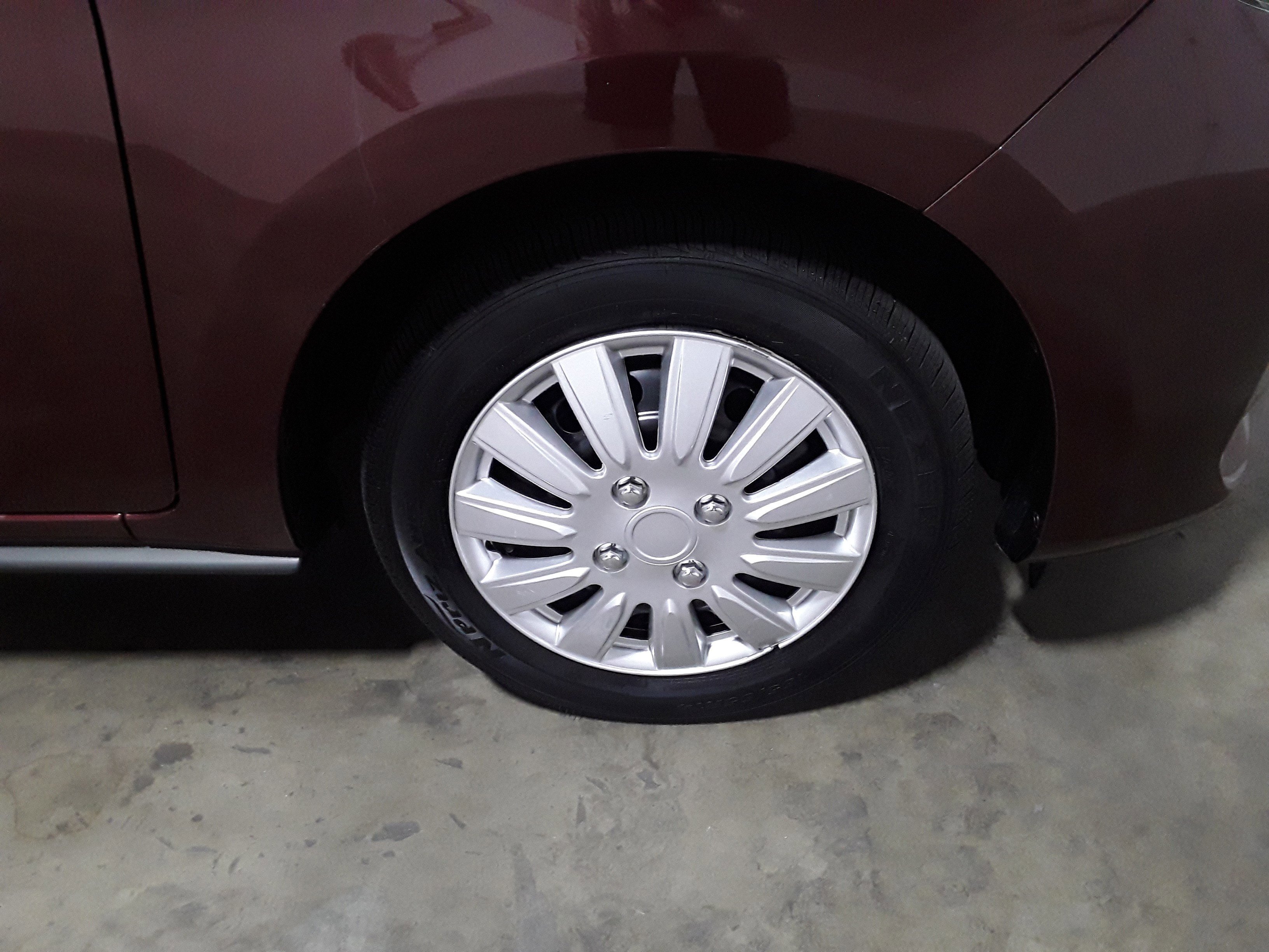 Vehicle image 15 of 25
