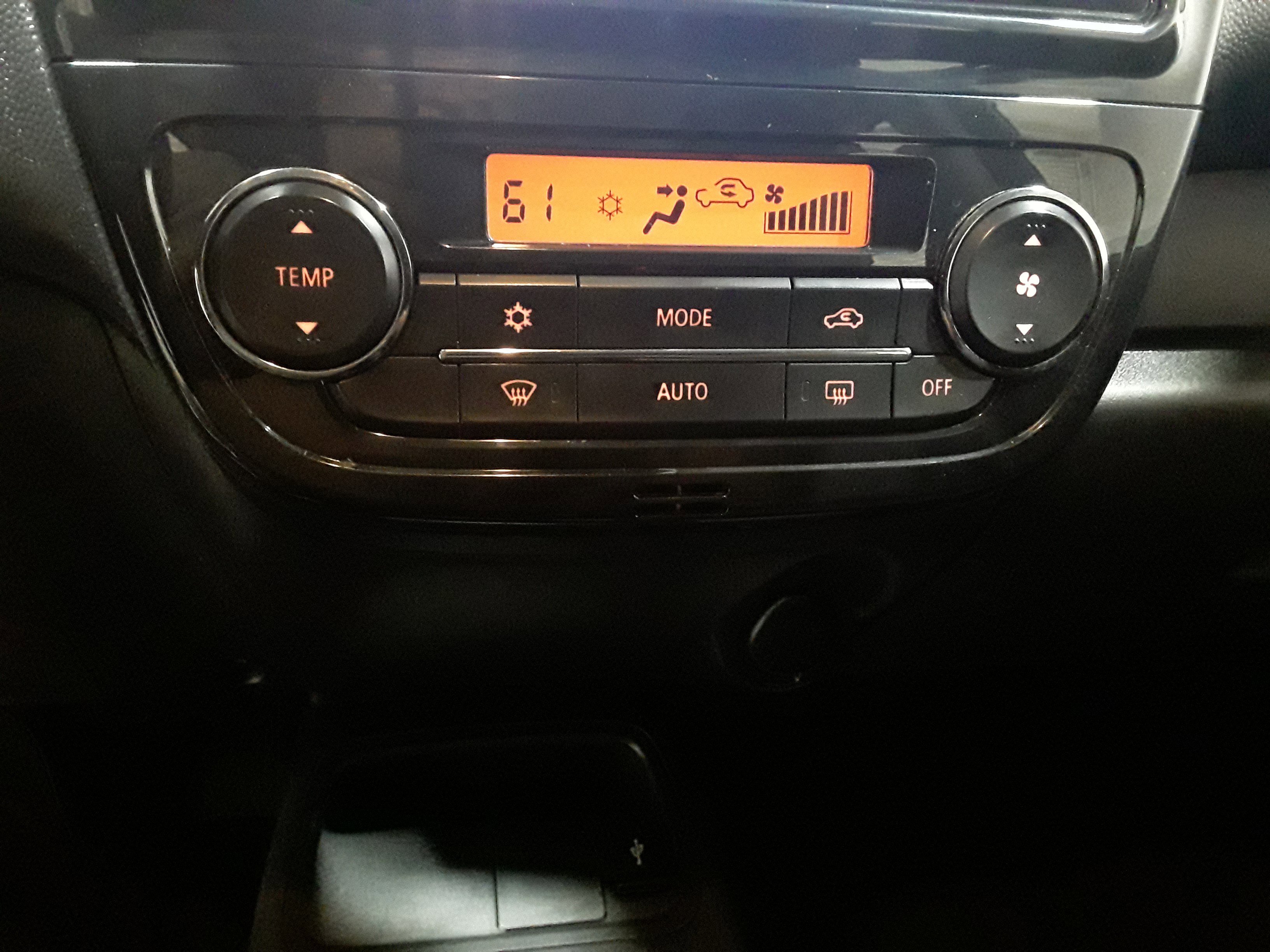 Vehicle image 20 of 25