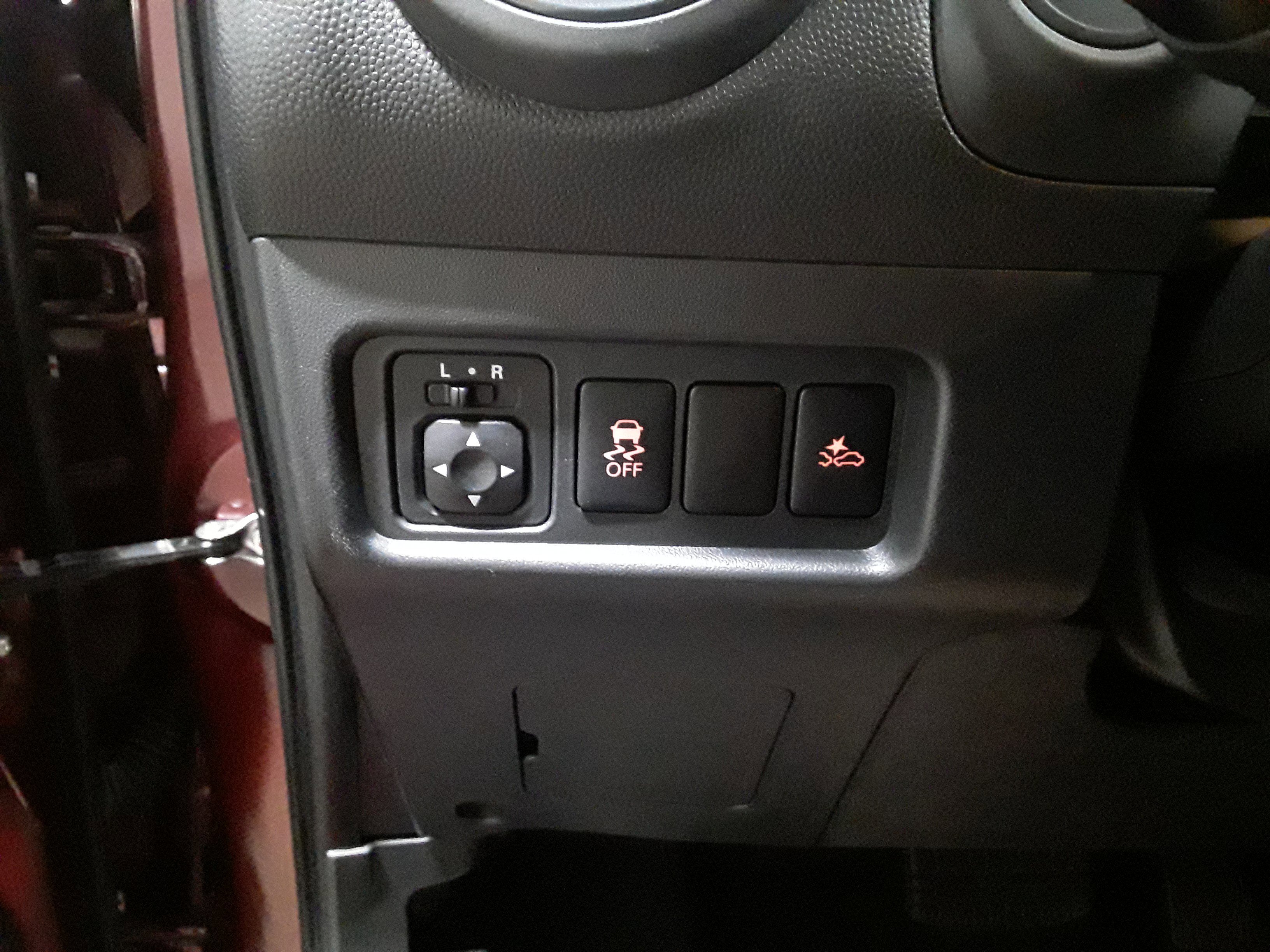 Vehicle image 24 of 25