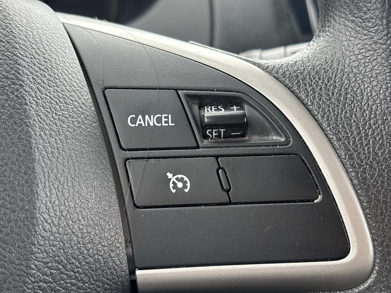 Vehicle image 9 of 30