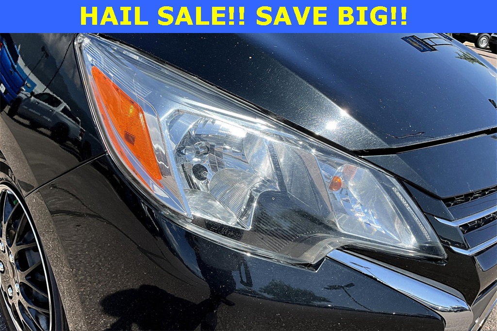 Vehicle image 23 of 35